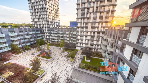 Prodej bytu 3+kk, 105 m² s garážovým stáním a sklepem, Praha - Žižkov