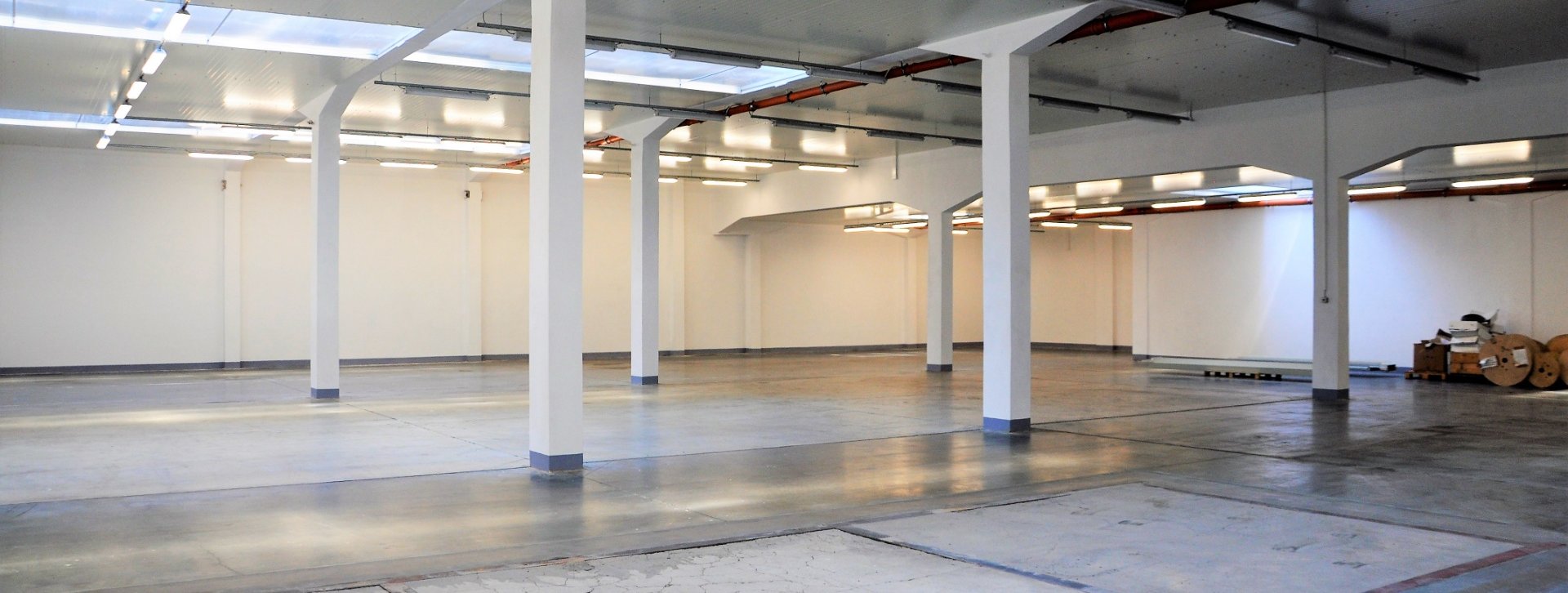 Rent sale cheap warehouses, buildings, production areas..