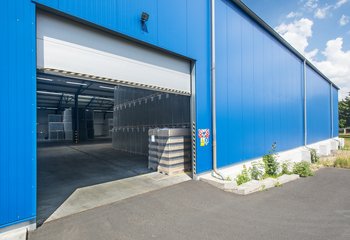 Pronájem - skladovací a logistický areál - až 17.350 m2 (Bystřany u Teplic)