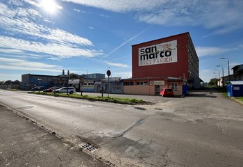 Skladové alebo výrobné priestory na prenájom - Michalovce / Warehouses for lease in Michalovce