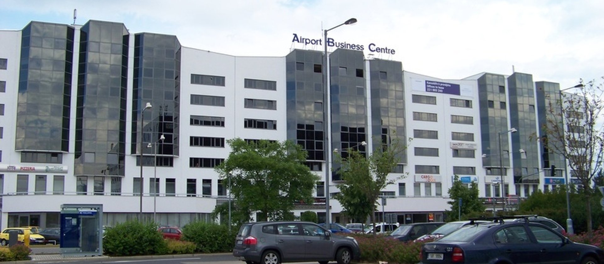 Letiště_Ruzyně,_Airport_Business_Centre