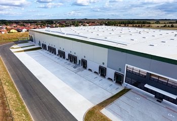 Modern warehouse space to measure 8,880 m2 - Ostředek, D1 exit 34