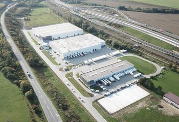 Prenájom skladová alebo výrobná hala- Žilina/Warehouse or production hall for lease in Žilina