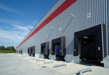 Výrobné alebo skladové haly na mieru - Košice / Warehouse and production halls built to suit - Košice