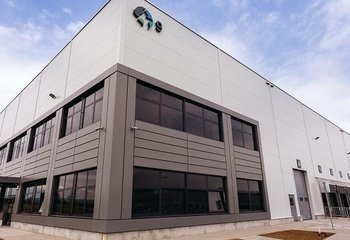 Skladové alebo výrobné haly na prenájom v Senci/ Warehouses or production halls for rent in Senec