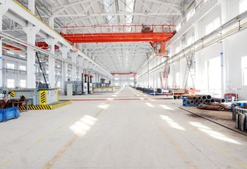 Nabídka logistických služeb v Úžicích nedaleko Mělníka - E55.