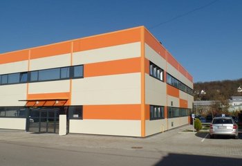 Administratívna budova na predaj / Office building for sale - Dubnica nad Váhom