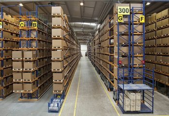 Sklad s logistickým službami - Bratislava / Warehouse with logistics services - Bratislava