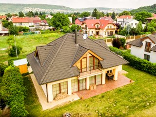 Prodej rodinného domu v Lipencích - Praha 5
