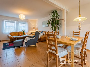 Prodej rodinného domu 125 m², zahrada 391 m2, Neratovice - Mlékojedy