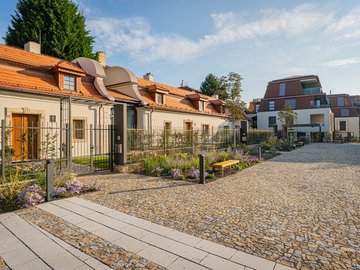 Pronájem, Rodinné domy, 168m², Praha - Troja, zahrada 100m²