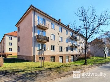 Pronájem, cihlový byt 2+1, Mělník