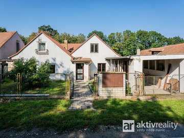 Rodinný dům 4+1, 130m², pozemek 727 m2 - Doksany