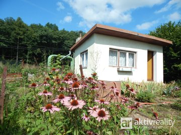Prodej, pozemek - zahrada 457m2, chatka 16m2 - Most - Čepirohy