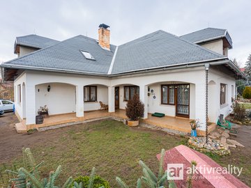 Rodinný vícegenerační dům - Kly, Hoření Vinice