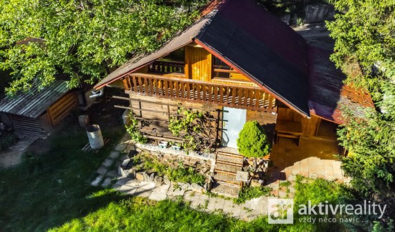 Prodej chaty s vlastním pozemkem v krásné přírodě, Hlásná Třebáň