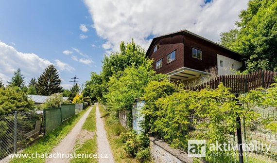 Chata 6+1, 170 m², pozemek 371 m2 - Chrustenice