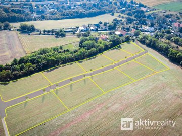 Prodej stavebního pozemku pro rodinný dům, 1358 m² - Vysoká - Strážnice, okr. Mělník