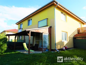 Pronájem krásného, slunného, prostorného bytu 3+kk 70m² v domě v Bašti