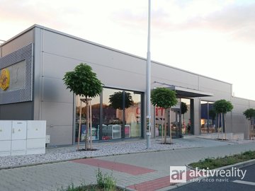 Pronájem, obchodní prostory, 274 m² - Mělník
