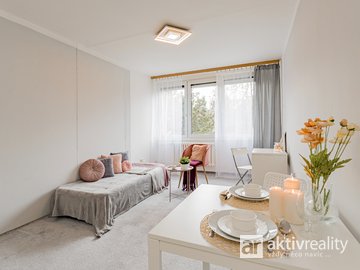 Prodej slunného bytu 2+kk, 40 m² - družstevní, Neratovice, okr Mělník