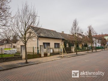 Prodej rodinného domu 2+1 120m2, pozemek 703m2, garáž, kůlna, dílna,