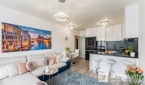 Prodej bytu v novostavbě 2+kk,  61m² - Praha - Hloubětín