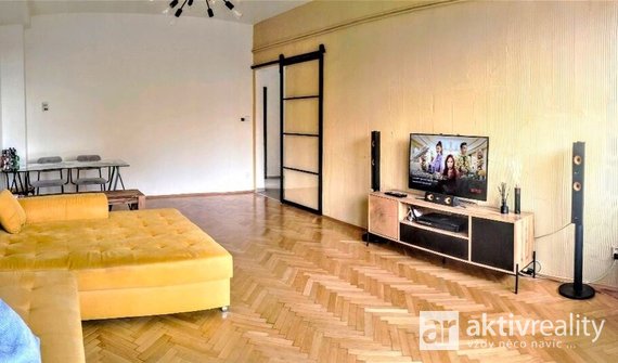 Pronájem krásného, prostorného bytu 2+1, 82m² - Praha - Střešovice
