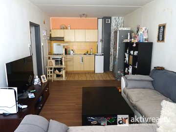 Pronájem krásného, útulného bytu 2+kk, 50m² - Praha - Modřany