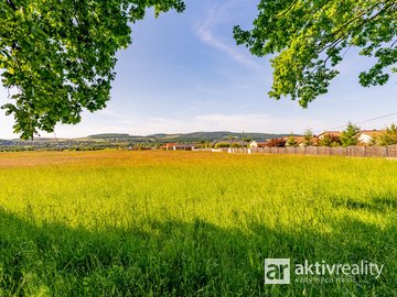 Jedinečný stavební pozemek 1490 m2, Podbrdy, Beroun.