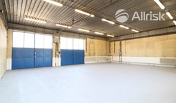 Pronájem vytápěné dílny 210 m2 s volnou plochou až 450 m2