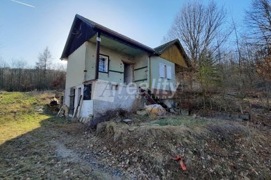 Prodej chaty s pozemkem, 927 m² - Brno-Bystrc, Ev.č.: 01727