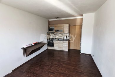 Prodej bytu 1+kk, Žďár nad Sázavou, Kovářova, Ev.č.: 01781