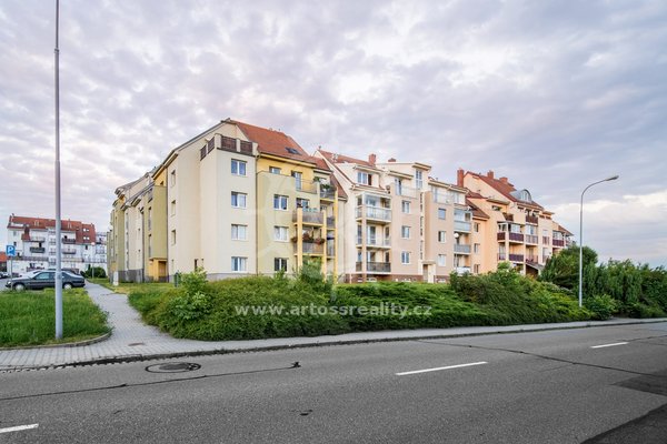 Prodej bytu 3+1 s balkonem, OV, na ulici Holzova, Brno - Líšeň, CP 102,2m2