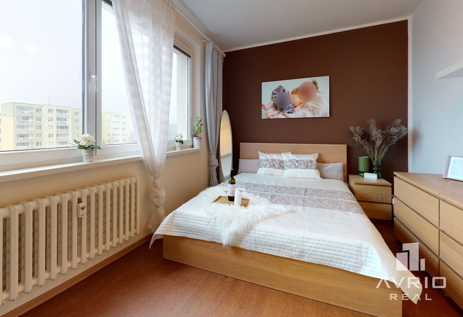 Byt-31-Brno-Bohunice-Bedroom(3)