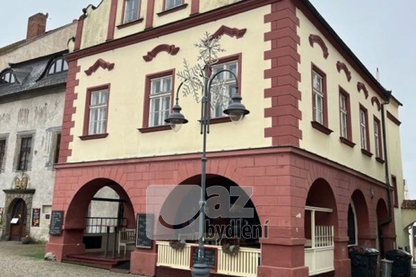 1kk - 28 m2, ve zděném domě, Žižkovo náměstí - Tábor