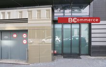 D89C6437