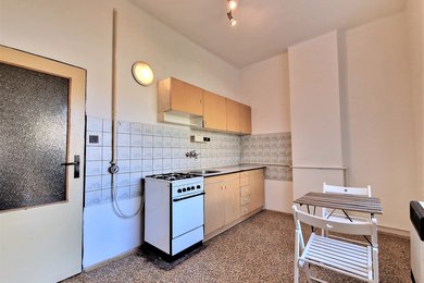 Prodej prostorného bytu s podílem na zahrádce 1+1, 51m² - Lovosice, Ev.č.: 00165