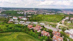 Byt 4+1, 96 m2, s lodžií a výhledem do přírody, exkluzívní adresa ul. Nad Konvářkou, Praha - Radlice