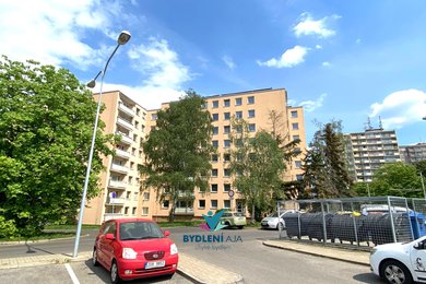 Pronájem bytu 1+kk,35  m²,Unčínská,Teplice, Ev.č.: 00221