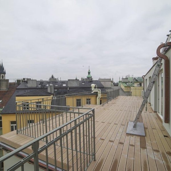 byt 4kk/B,T, 186,7m2, terasa 19,4m2 a balkon 1,8m2, Staré Město/Josefov, Praha 1