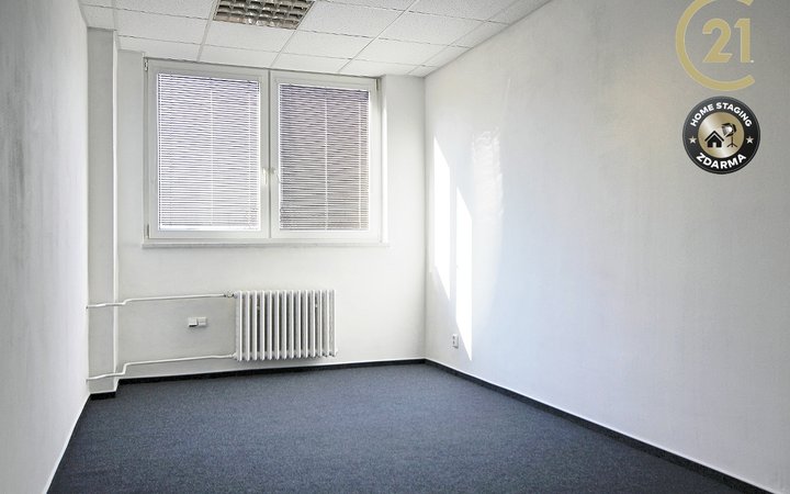 Samostatná kancelář, 18,1 m2, Olomoucká, Brno