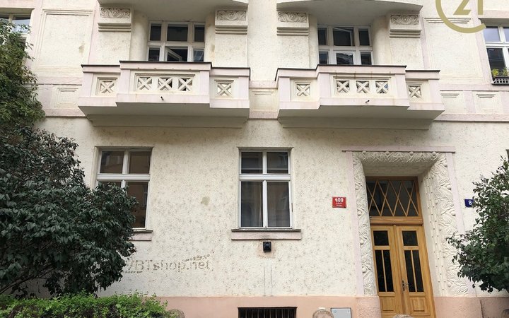 Pronájem bytu 3+1, 107m2, Praha Bubeneč