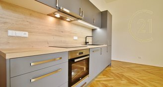 Pronájem krásného bytu po rekonstrukci 3+kk, 72 m² - ul. Panská 6, Brno