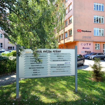 Pronájem, kanceláře 377 m2, Praha 6 - Petřiny