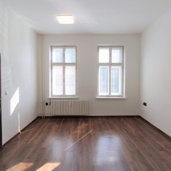 Pronájem bytu 2+1 po rekonstrukci, 69 m² - Ostrava