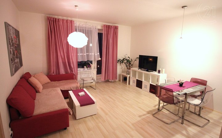 Pronájem bytu 2+kk 51 m² U Leskavy, Brno - Starý lískovec