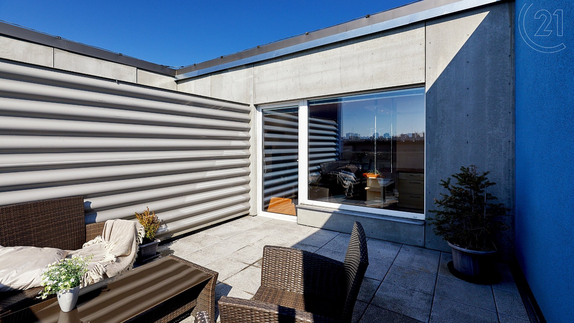 Pronájem bytu 2+kk s terasou, 56m², Praha - Hostivař