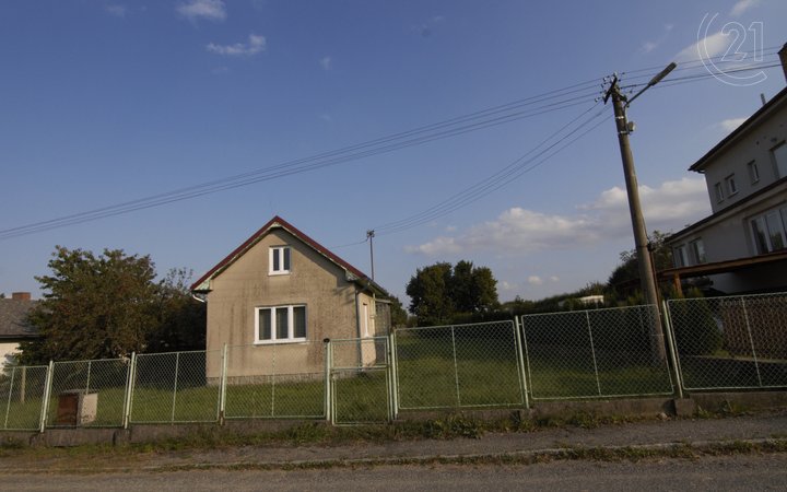 Prodej domu pro rekreaci s pozemkem 2880m² - Malčín