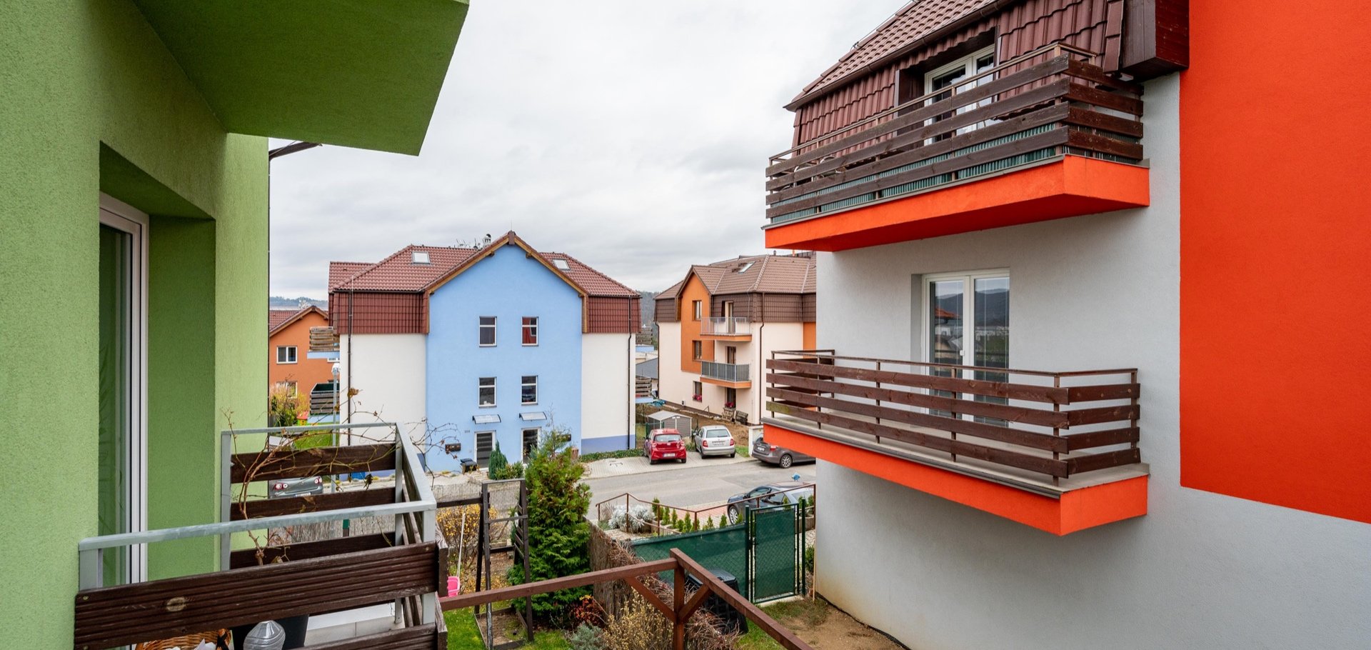 Prodej bytu v novostavbě 3+kk, 67m² a 2 balkóny - Králův Dvůr - Levín